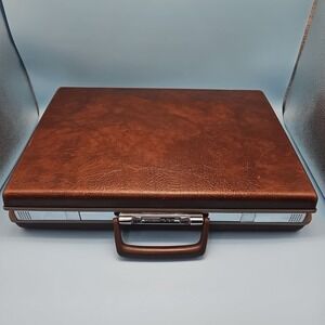Vintage Samsonite Classic 100 Briefcase - Brown Hardshell Slim 3-Dial Combo Lock